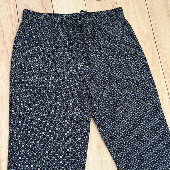 TALBOTS Navy Blue pants with Elastic Waist and Tapered Fit/size 8 - Picture 11 of 14
